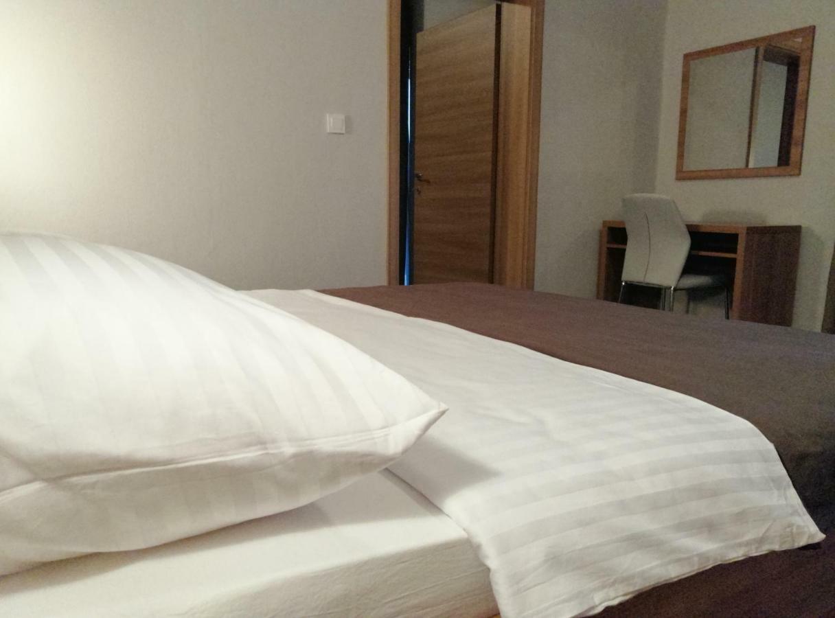 Apartmani Simon Lopar Kültér fotó