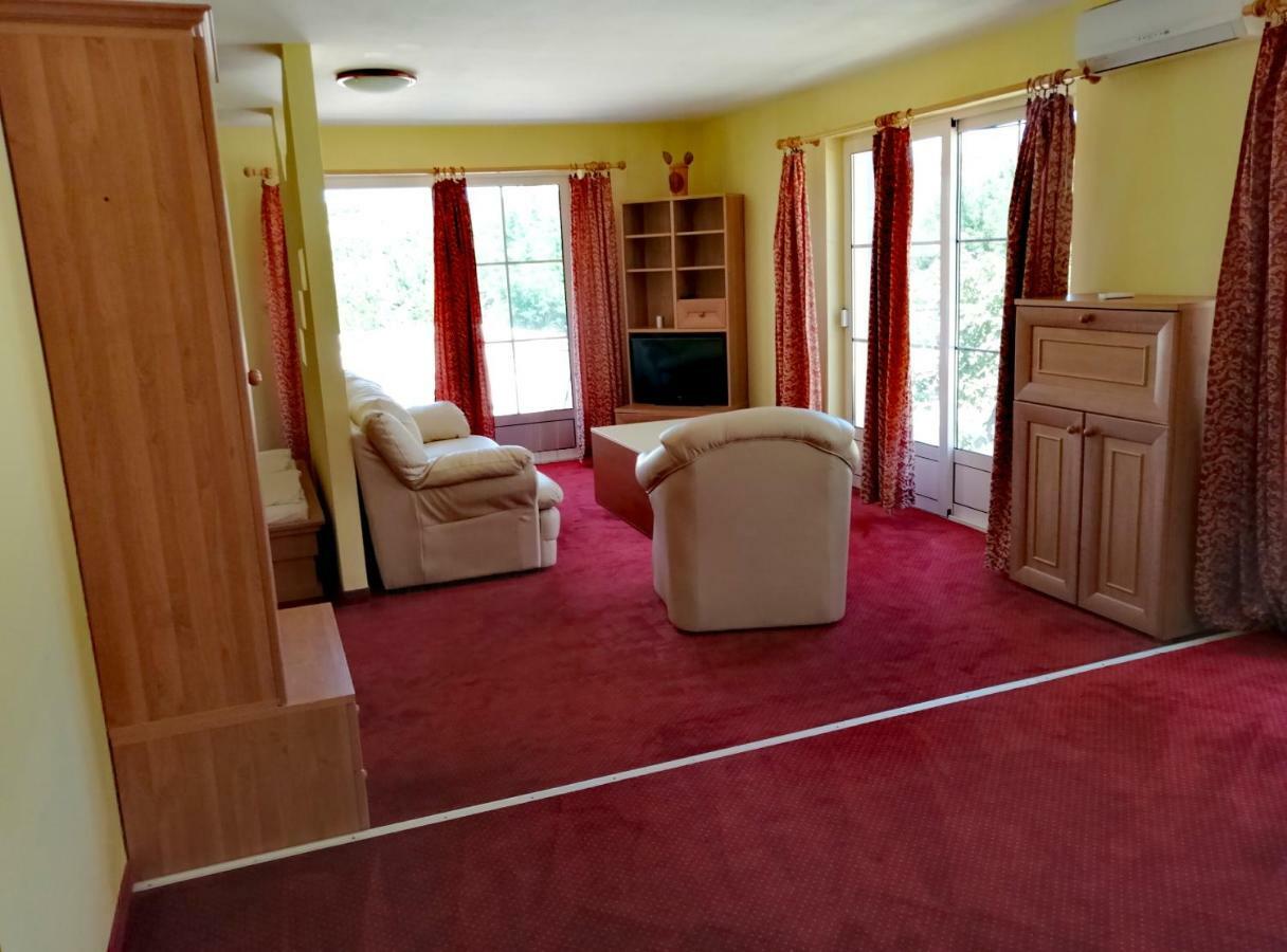 Apartmani Simon Lopar Szoba fotó